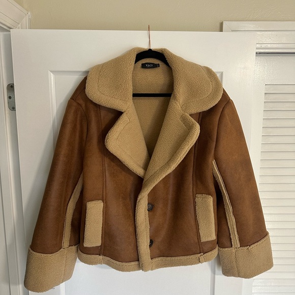 Vici Brown and Cream Shearling Jacket Medium - Picture 1 of 2